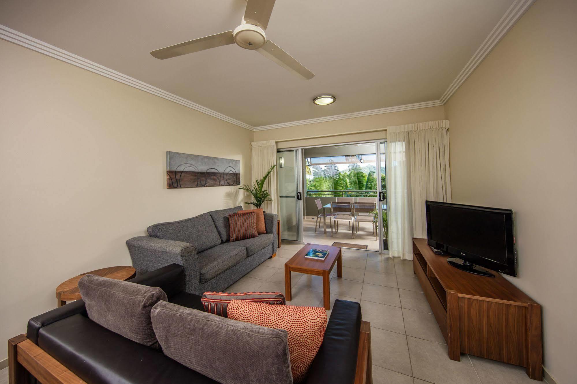 Paradise Palms Resort Кернс Екстер'єр фото